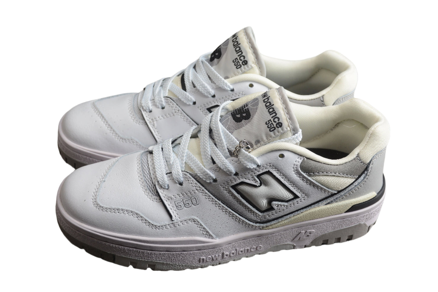 New Balance 550