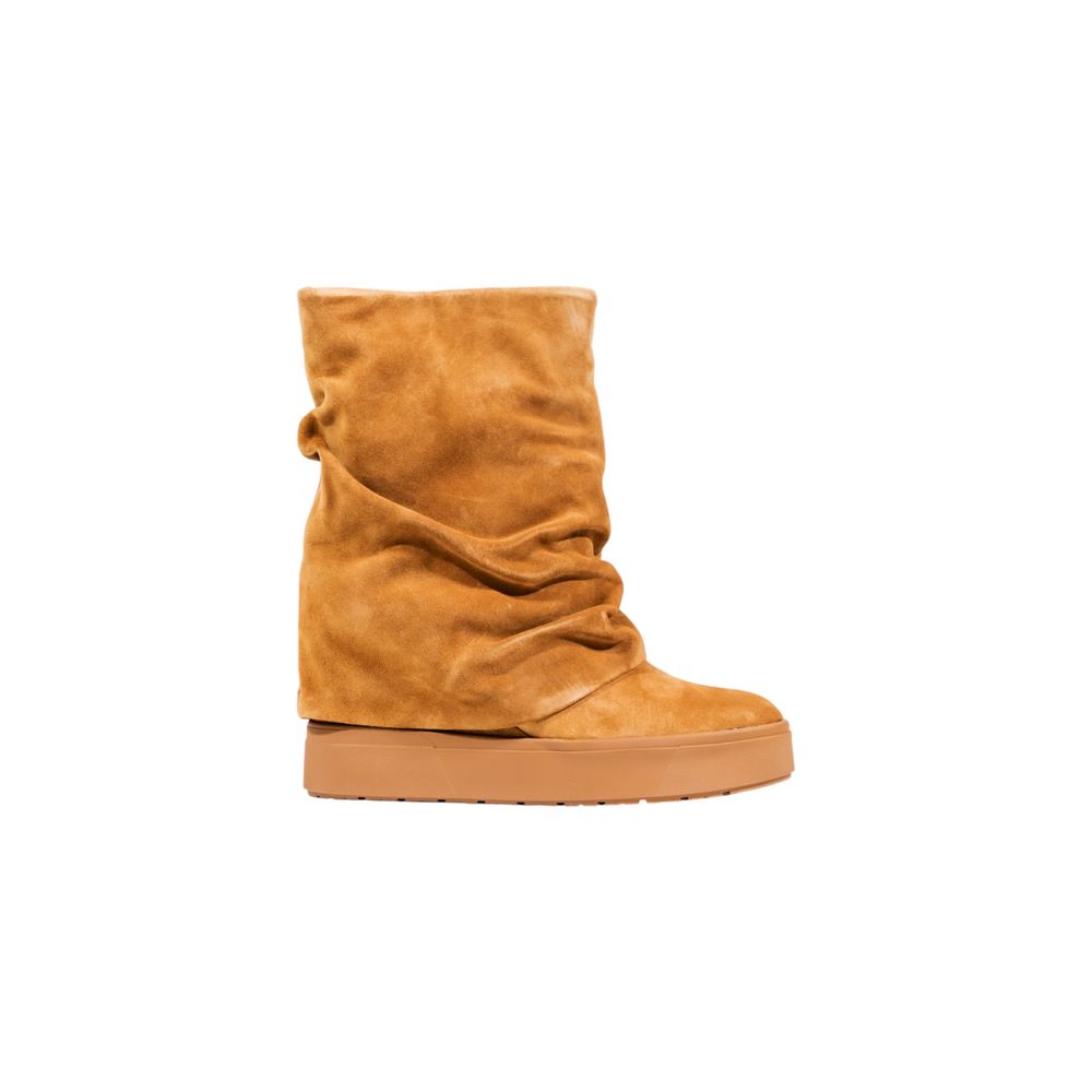 Bota de cano curto Guess