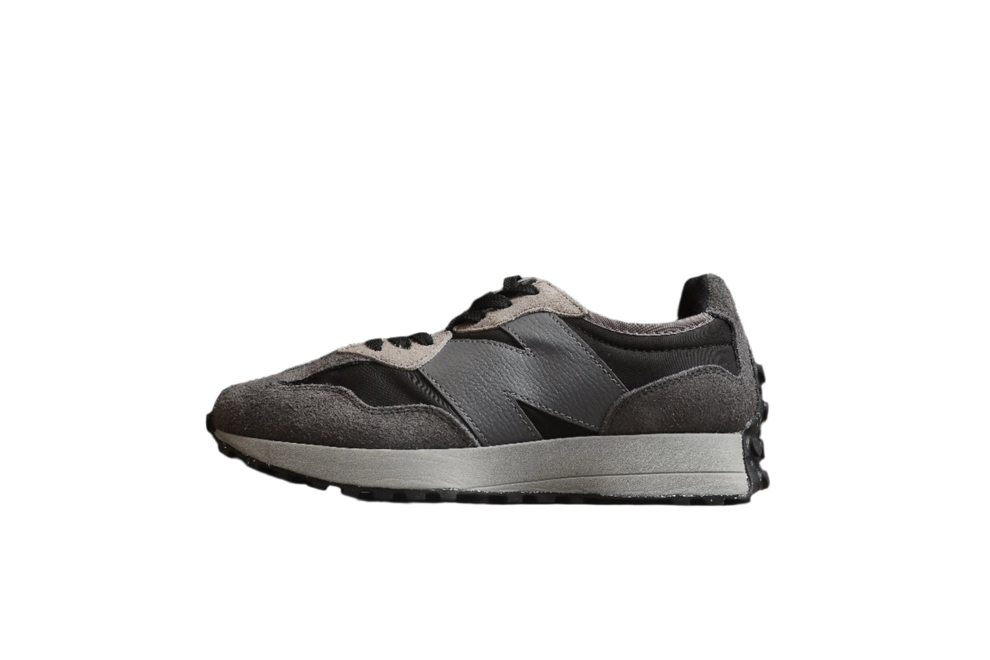 New Balance 327