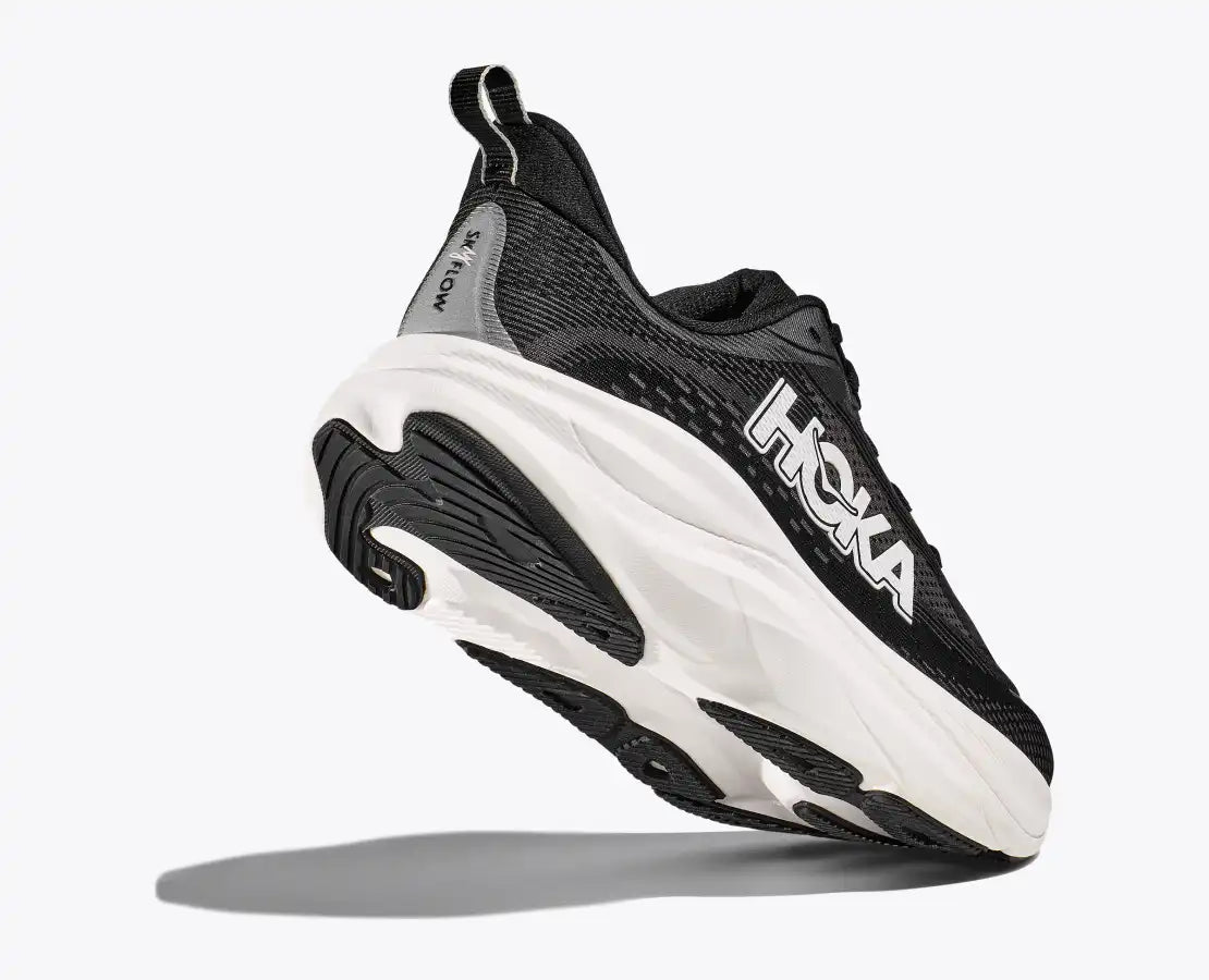 Hoka Skyflow