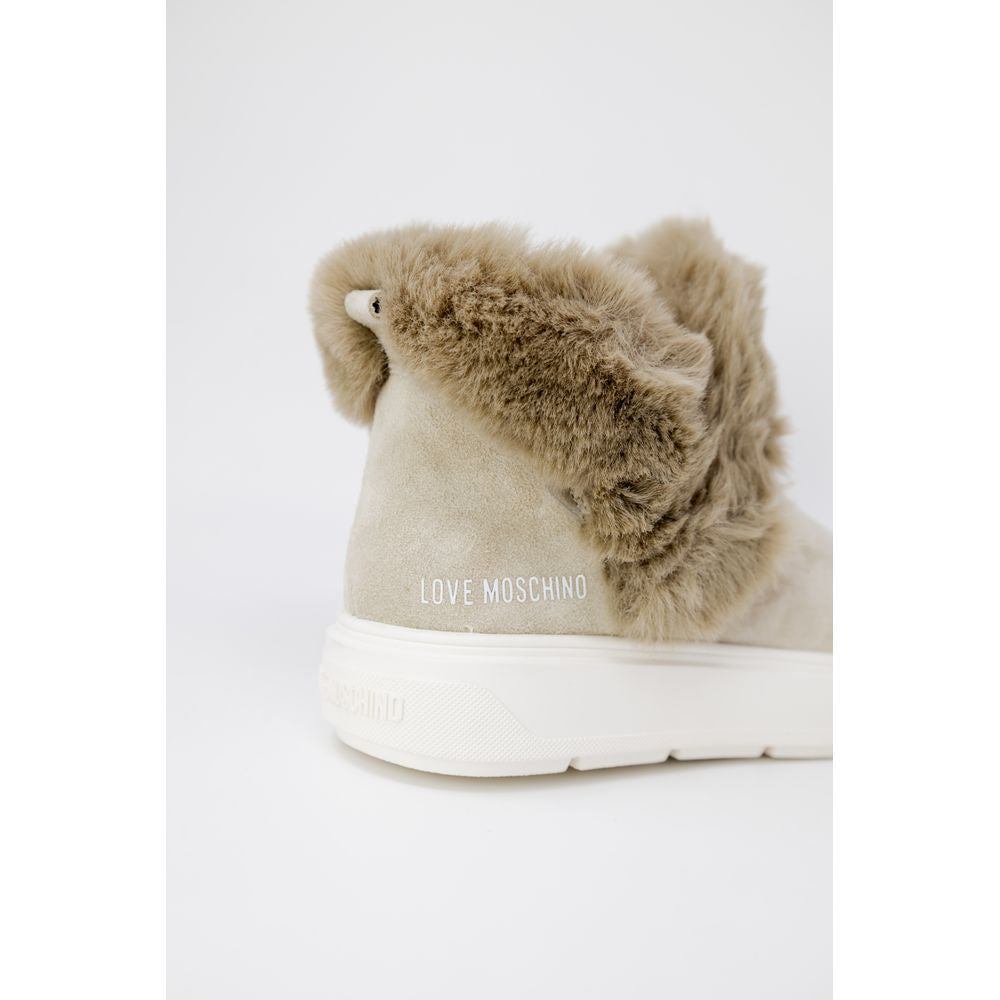 Sapatilhas Chunky Love Moschino