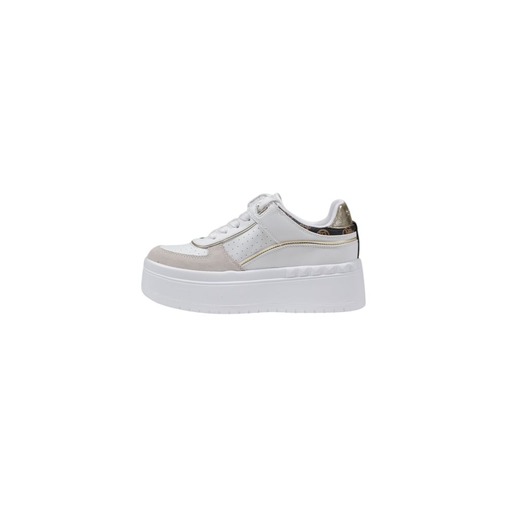 Sapatilhas com plataforma Guess