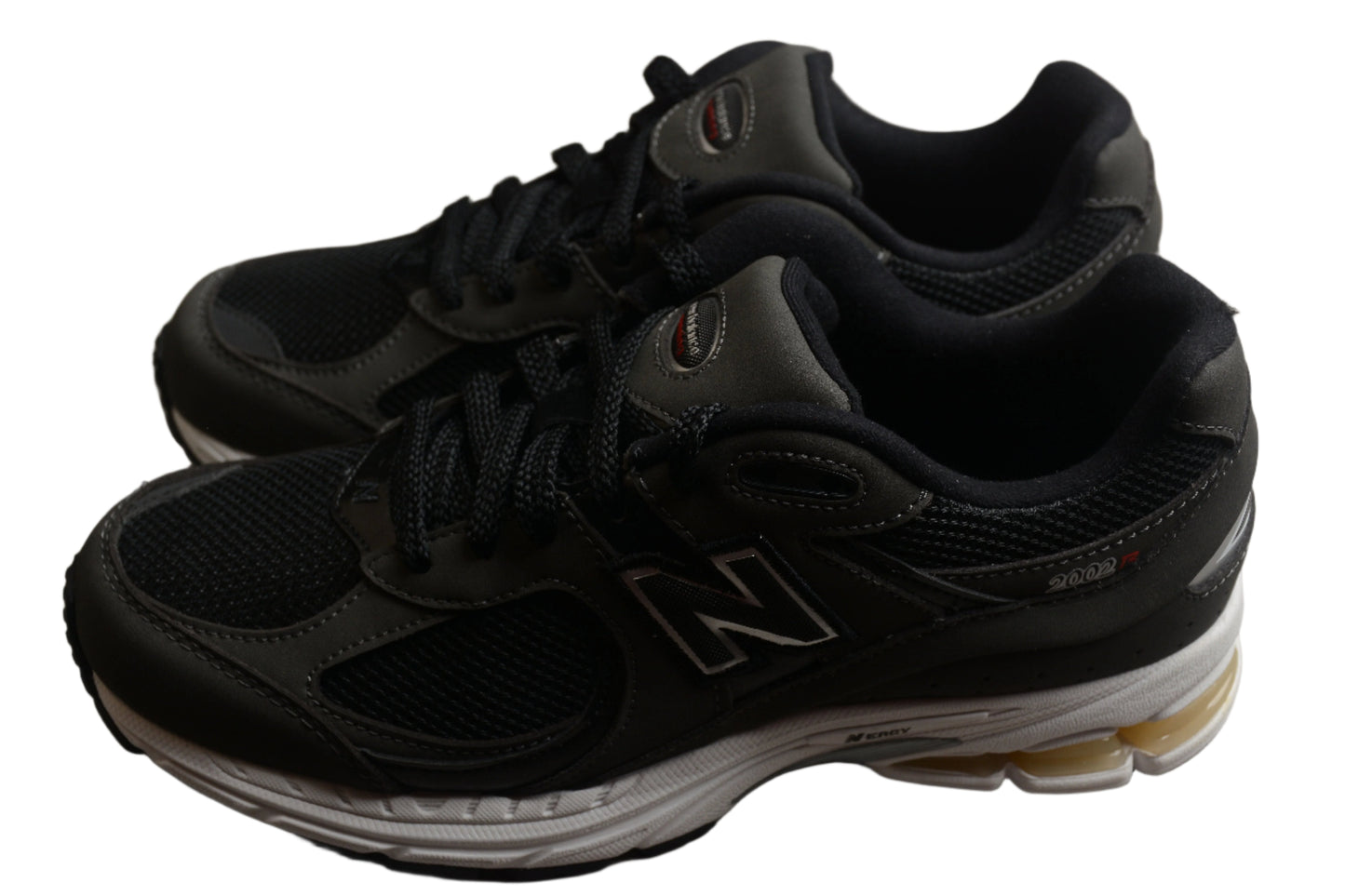 New Balance 2002R