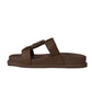 Chinelo com Fivela Dourada