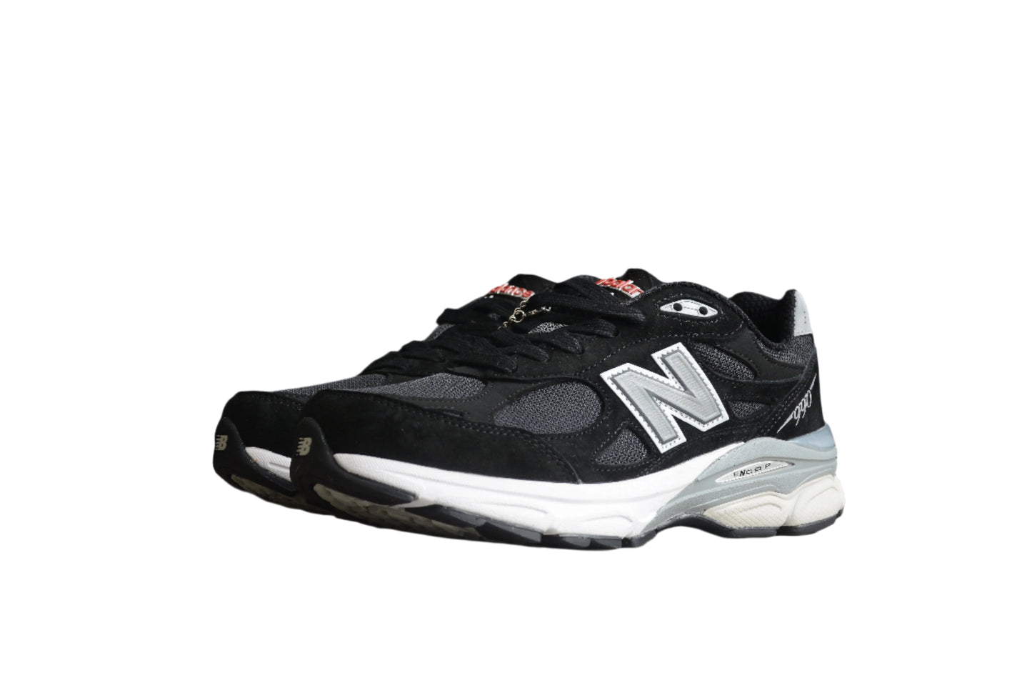 New Balance 990v3