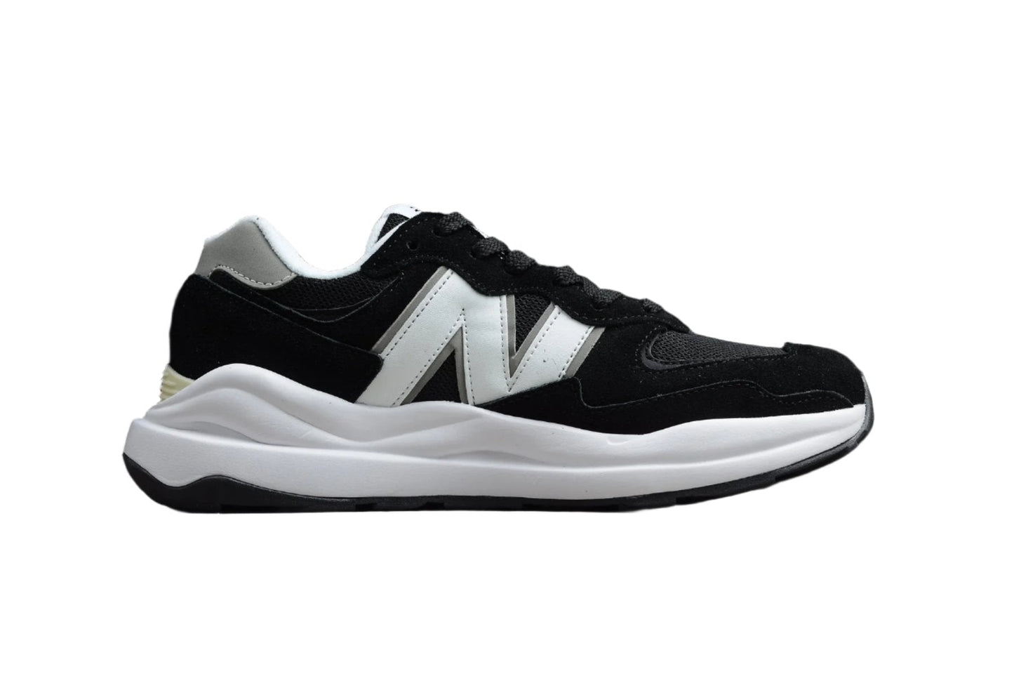 New Balance 5740