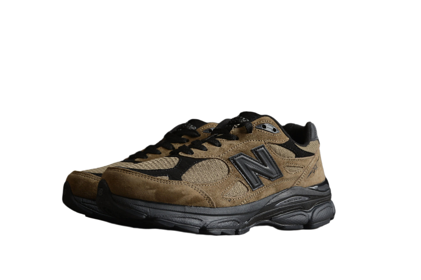 New Balance 990v3