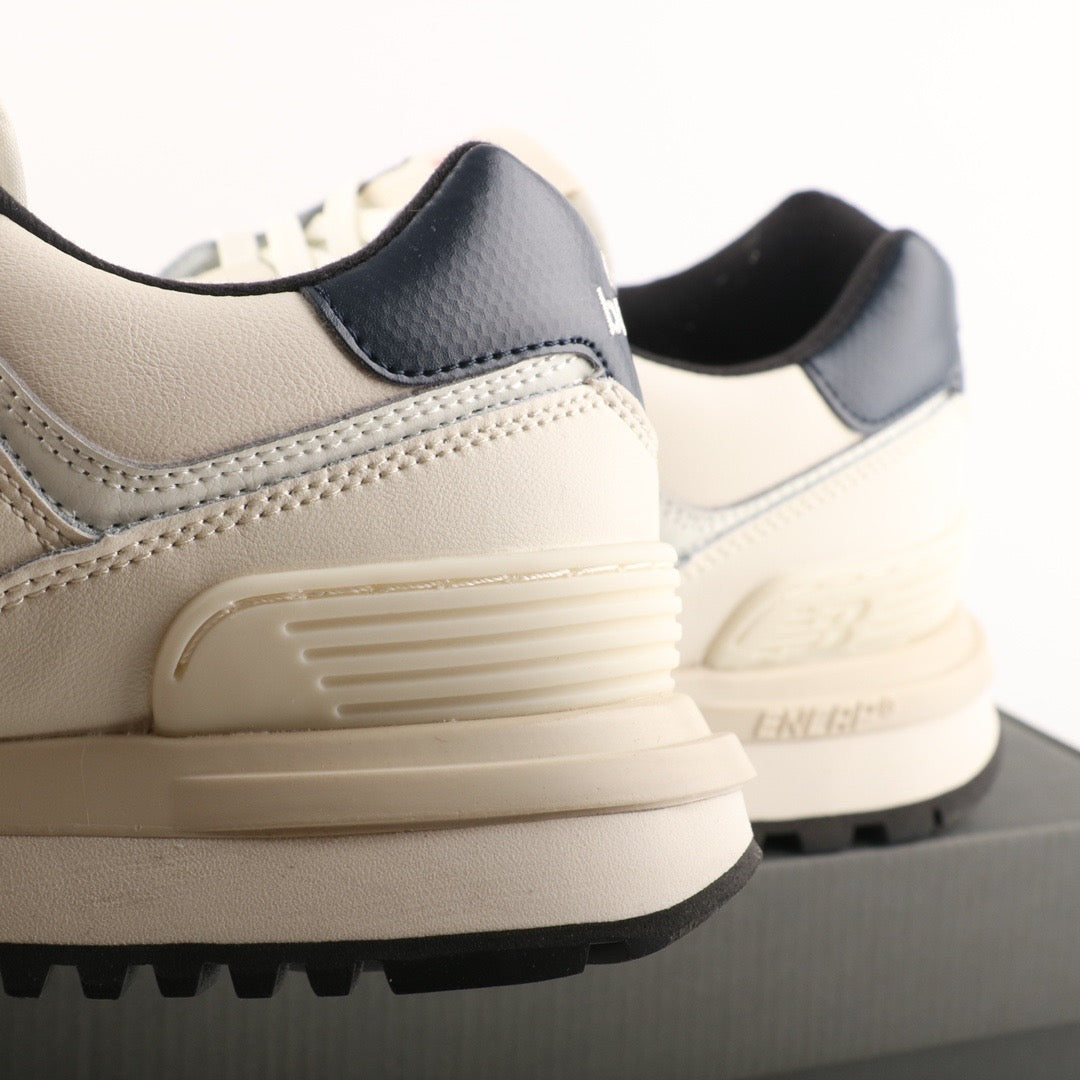 New Balance 574