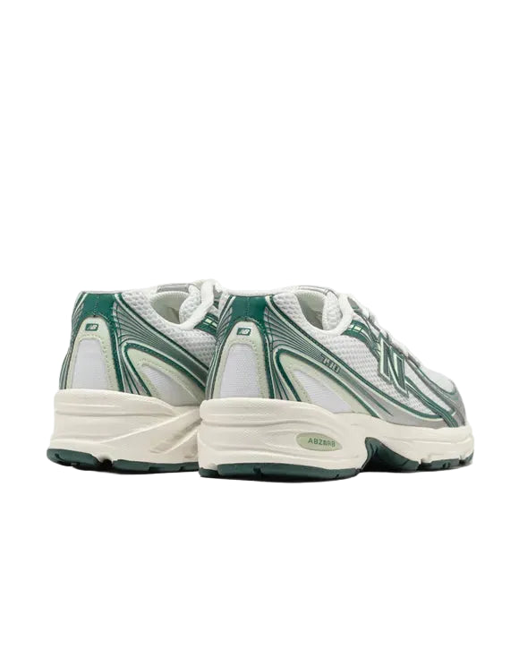 New Balance 740