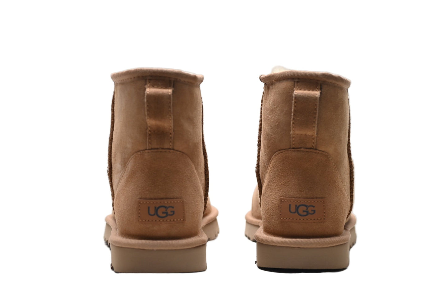 UGG CLASSIC MINI II