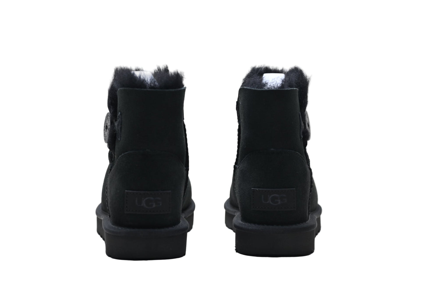 UGG Mini Bailey Button II