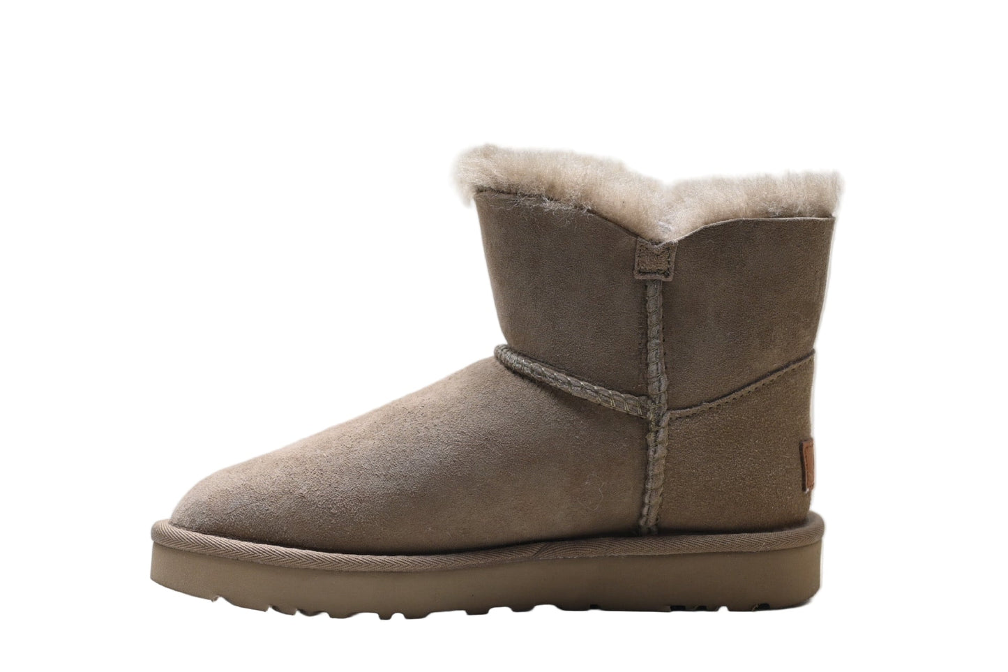 UGG Mini Bailey Button II