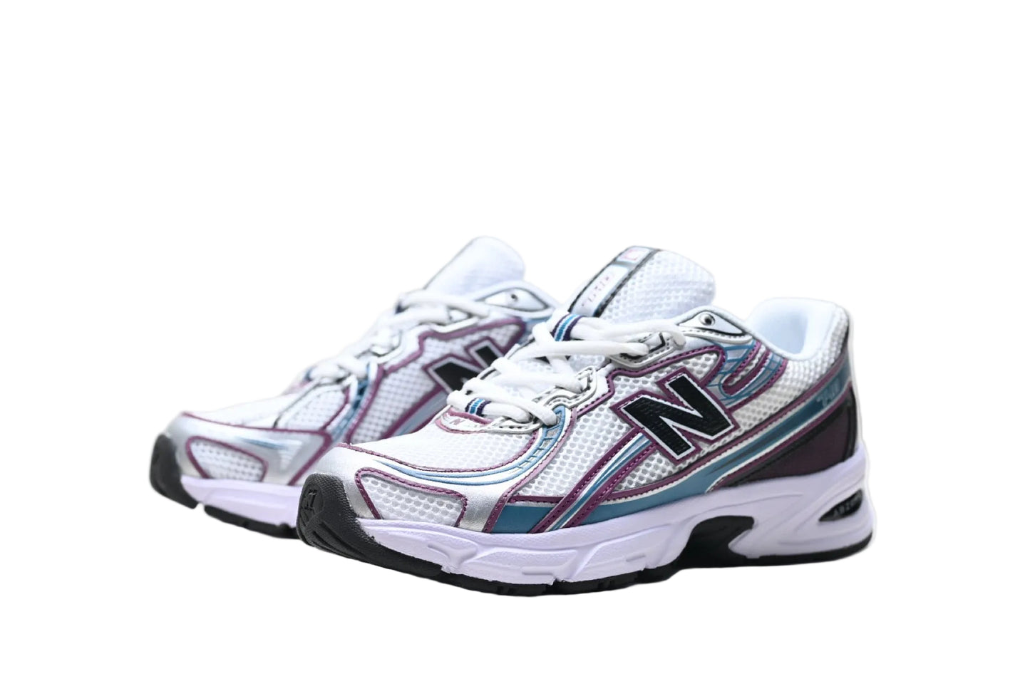 New Balance 740
