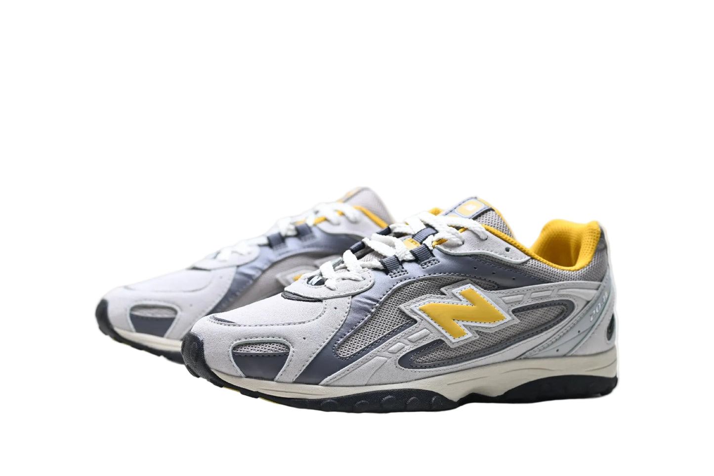 New Balance 204L