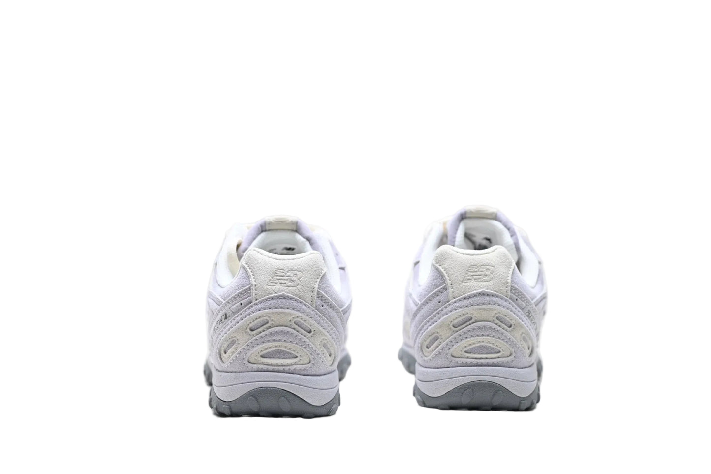 New Balance 204L
