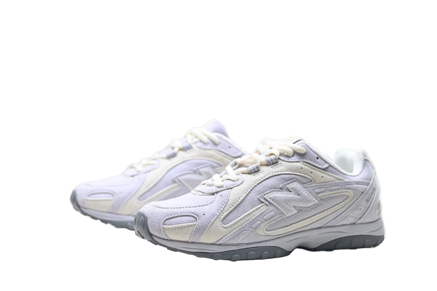 New Balance 204L