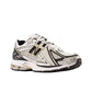 New Balance  1906R