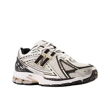 New Balance  1906R