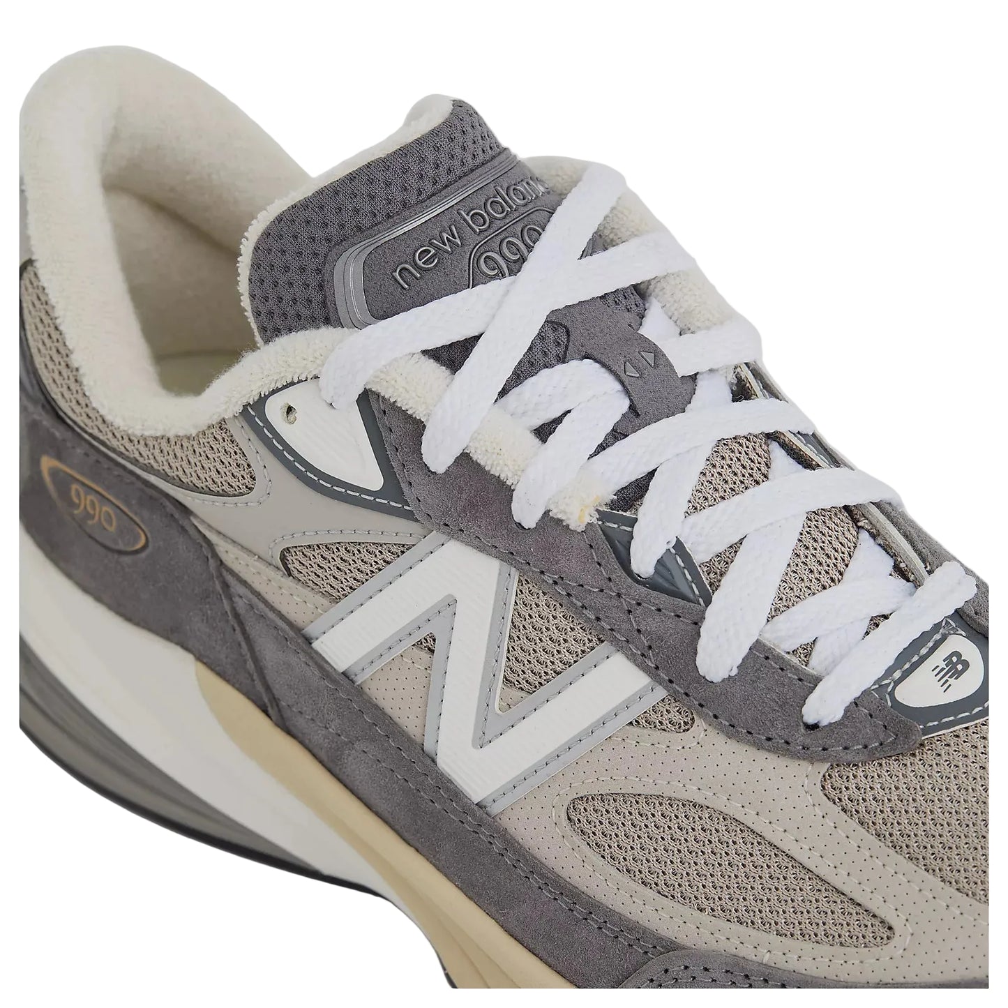 New Balance 990v6