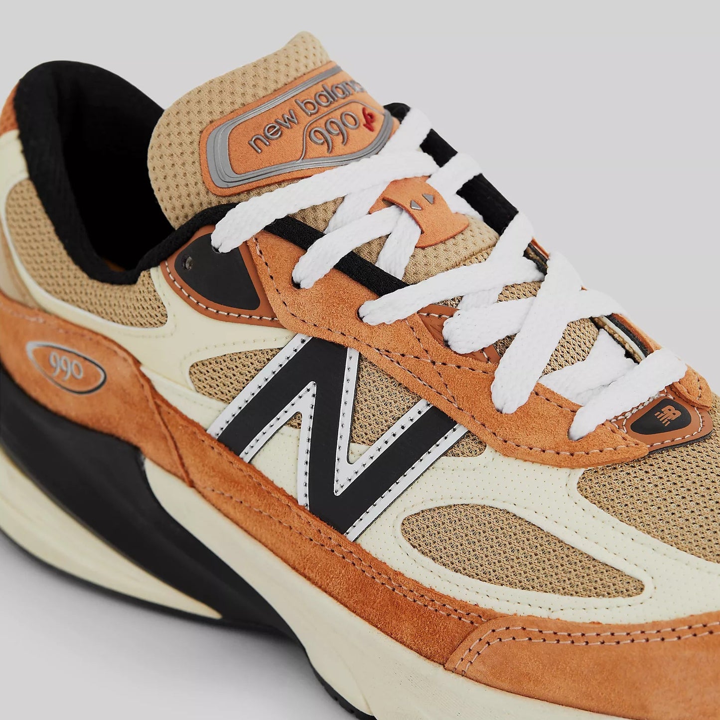 New Balance 990v6